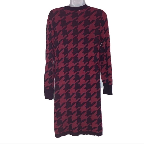 NWT Harlow & Rose Sweater Dress Large Houndstooth Print Red Black M - Picture 8 of 8